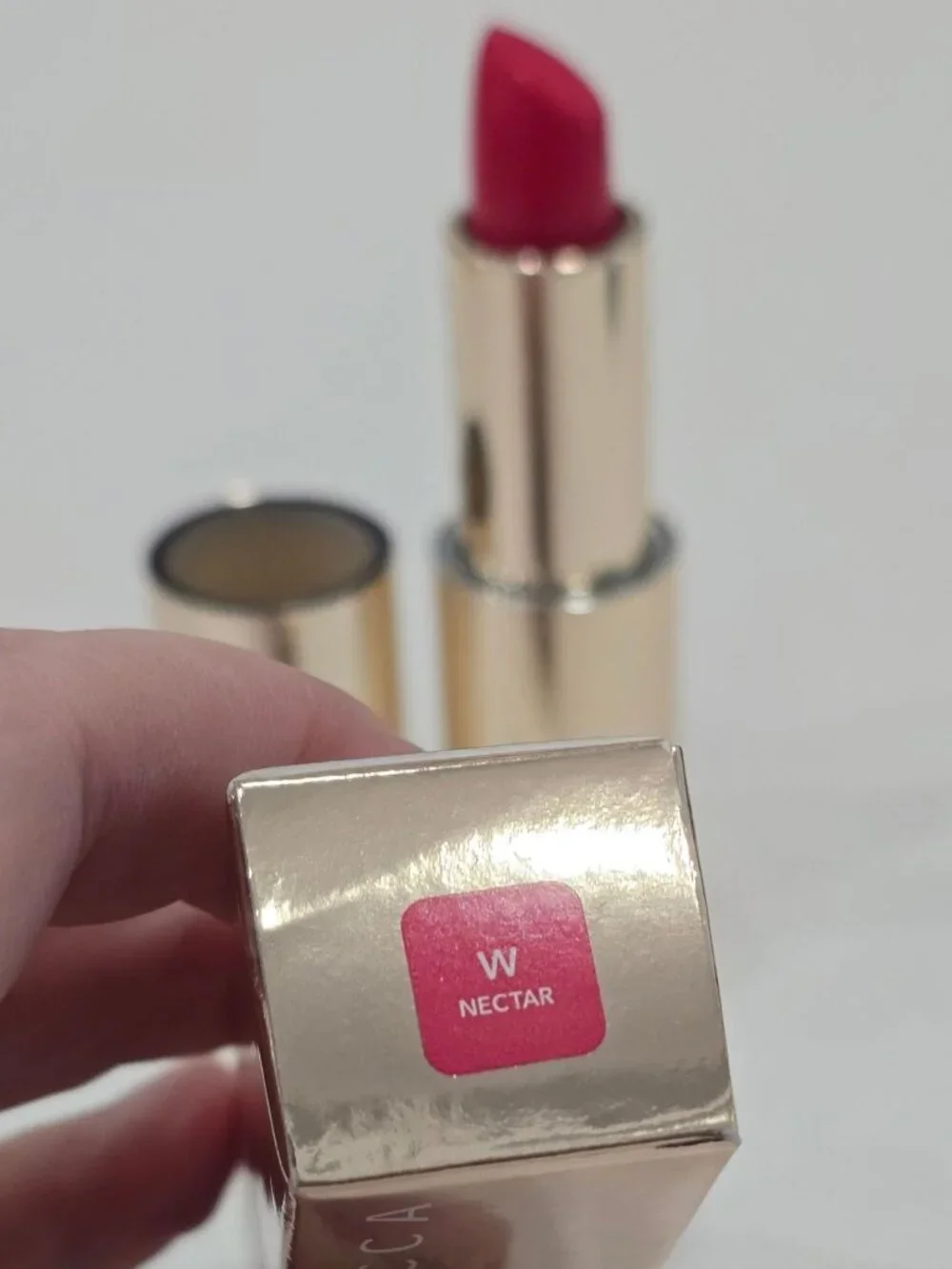 BECCA ✦ Ultimate Lipstick Love W Nectar ✦ Silky Satin Hyaluronic‑Infused NWT